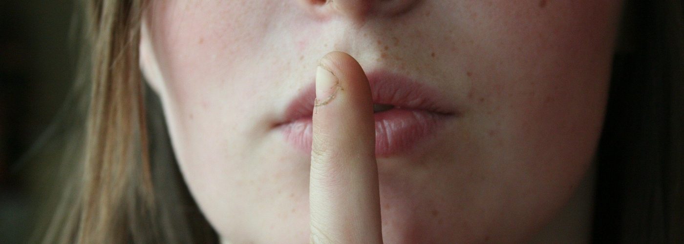 En rang et en silence après la récré, une occasion manquée!