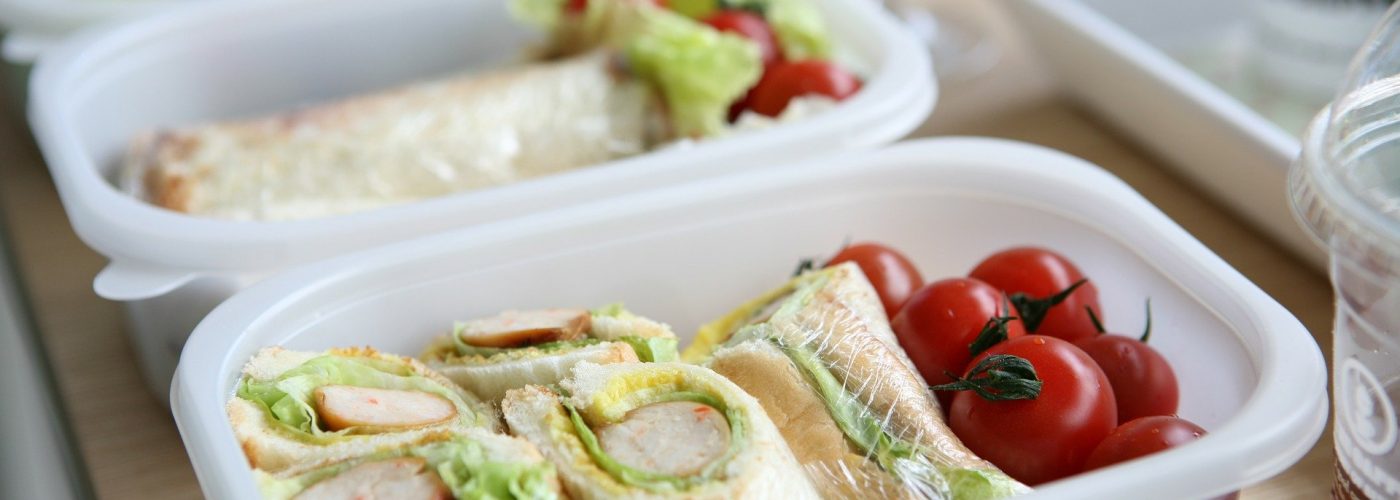 Boîte à lunch sous enquête!